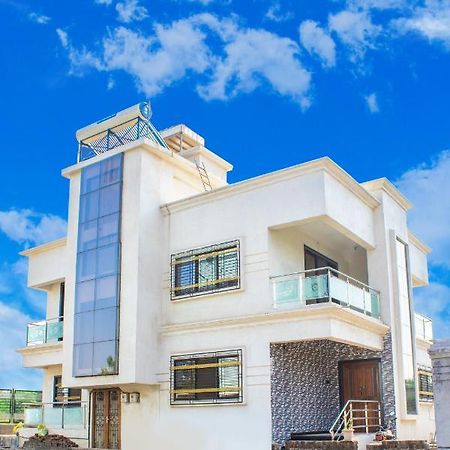 Sukhakarta Holiday Home 阿里巴格 外观 照片