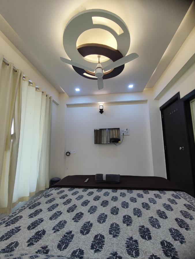 Sukhakarta Holiday Home 阿里巴格 外观 照片
