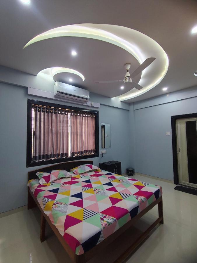 Sukhakarta Holiday Home 阿里巴格 外观 照片