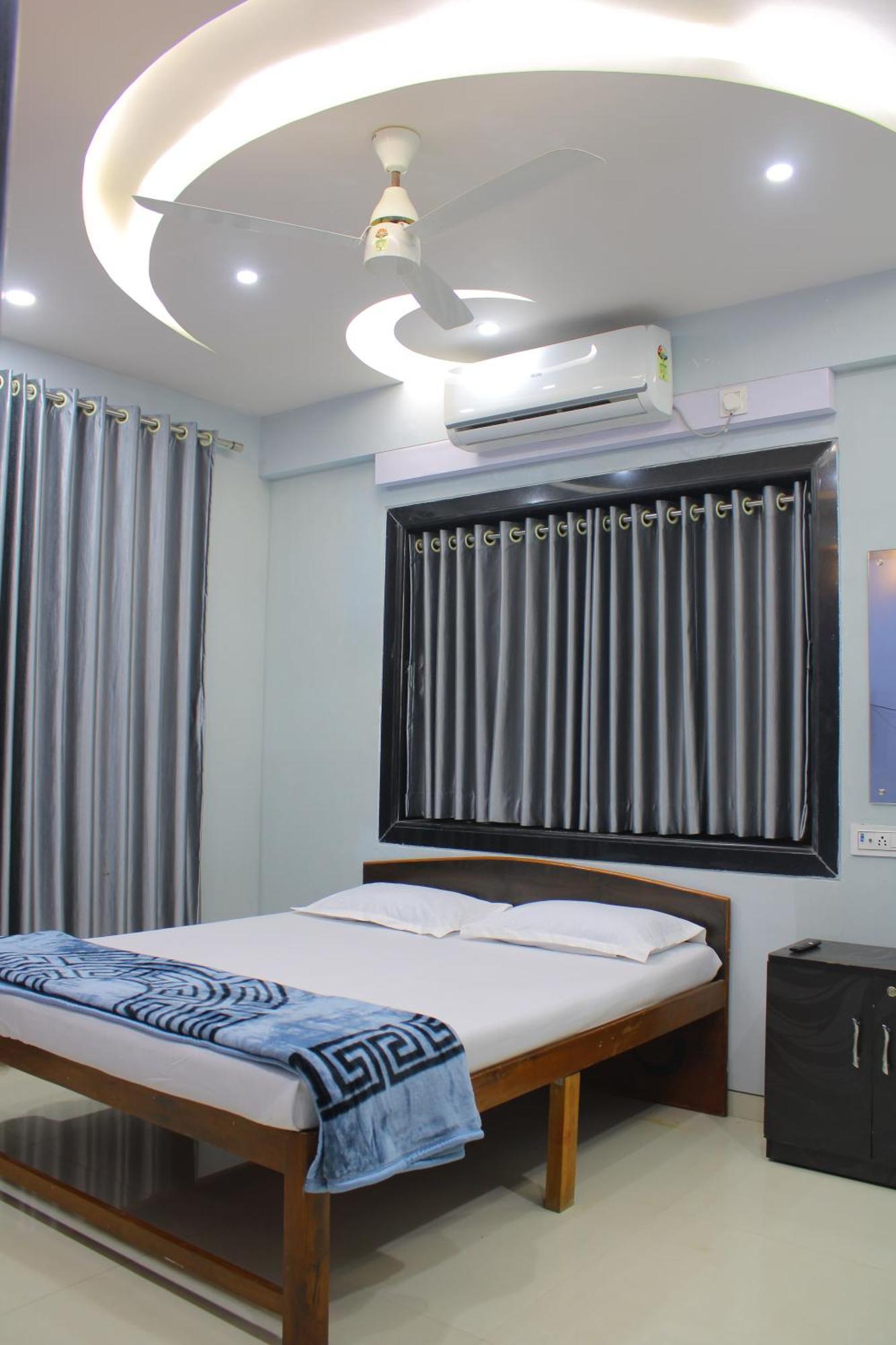 Sukhakarta Holiday Home 阿里巴格 外观 照片