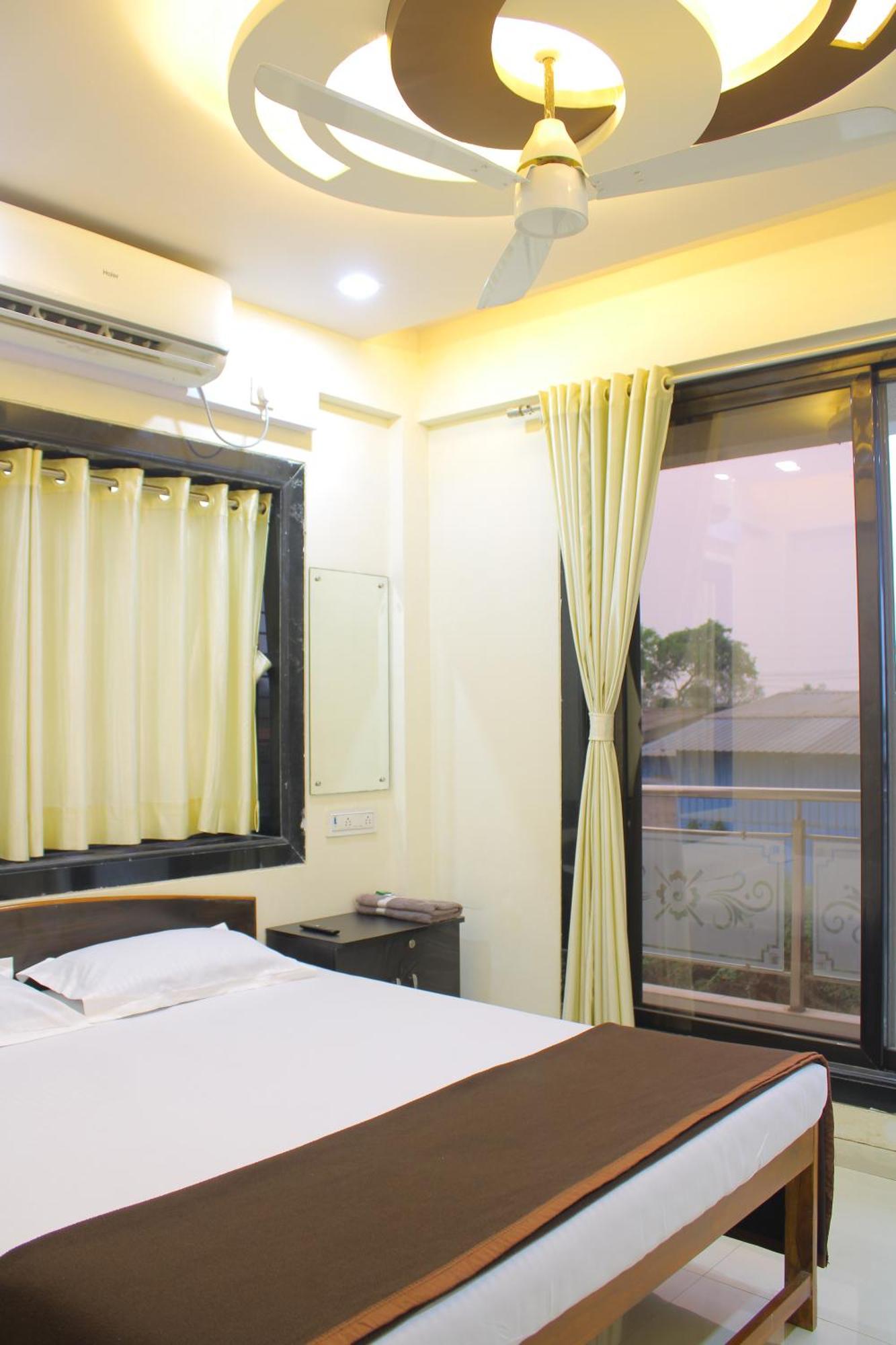 Sukhakarta Holiday Home 阿里巴格 外观 照片