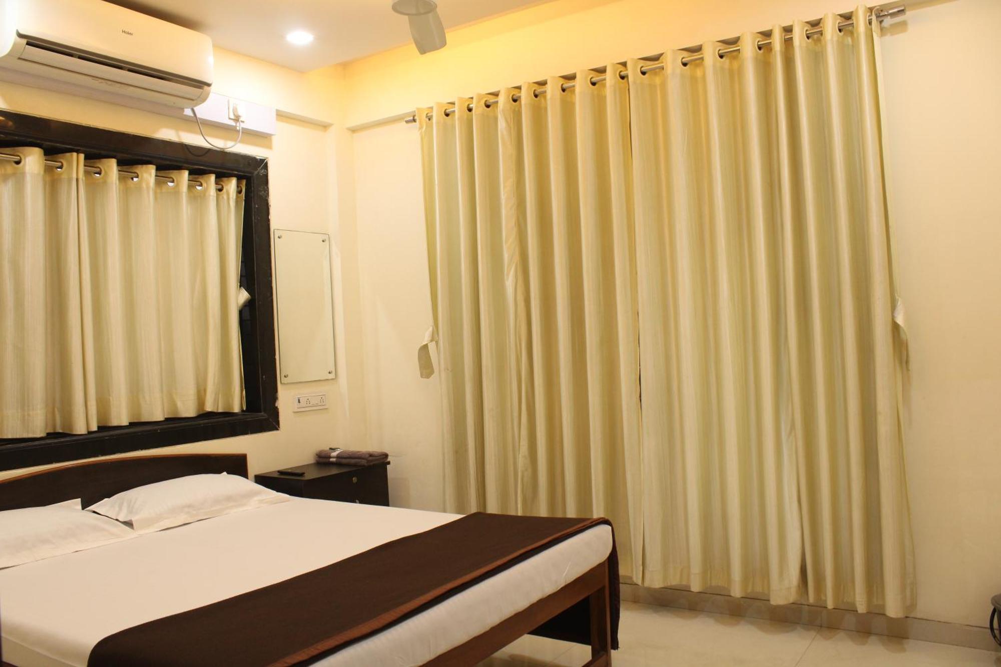 Sukhakarta Holiday Home 阿里巴格 外观 照片
