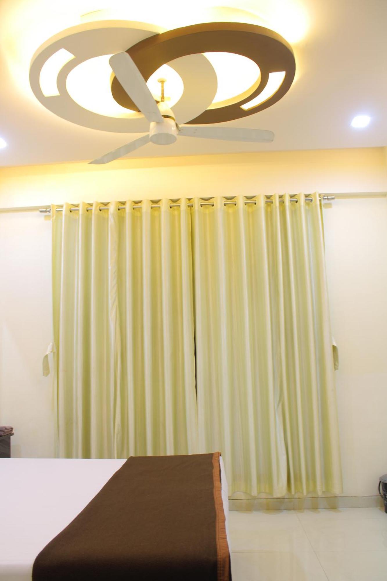 Sukhakarta Holiday Home 阿里巴格 外观 照片