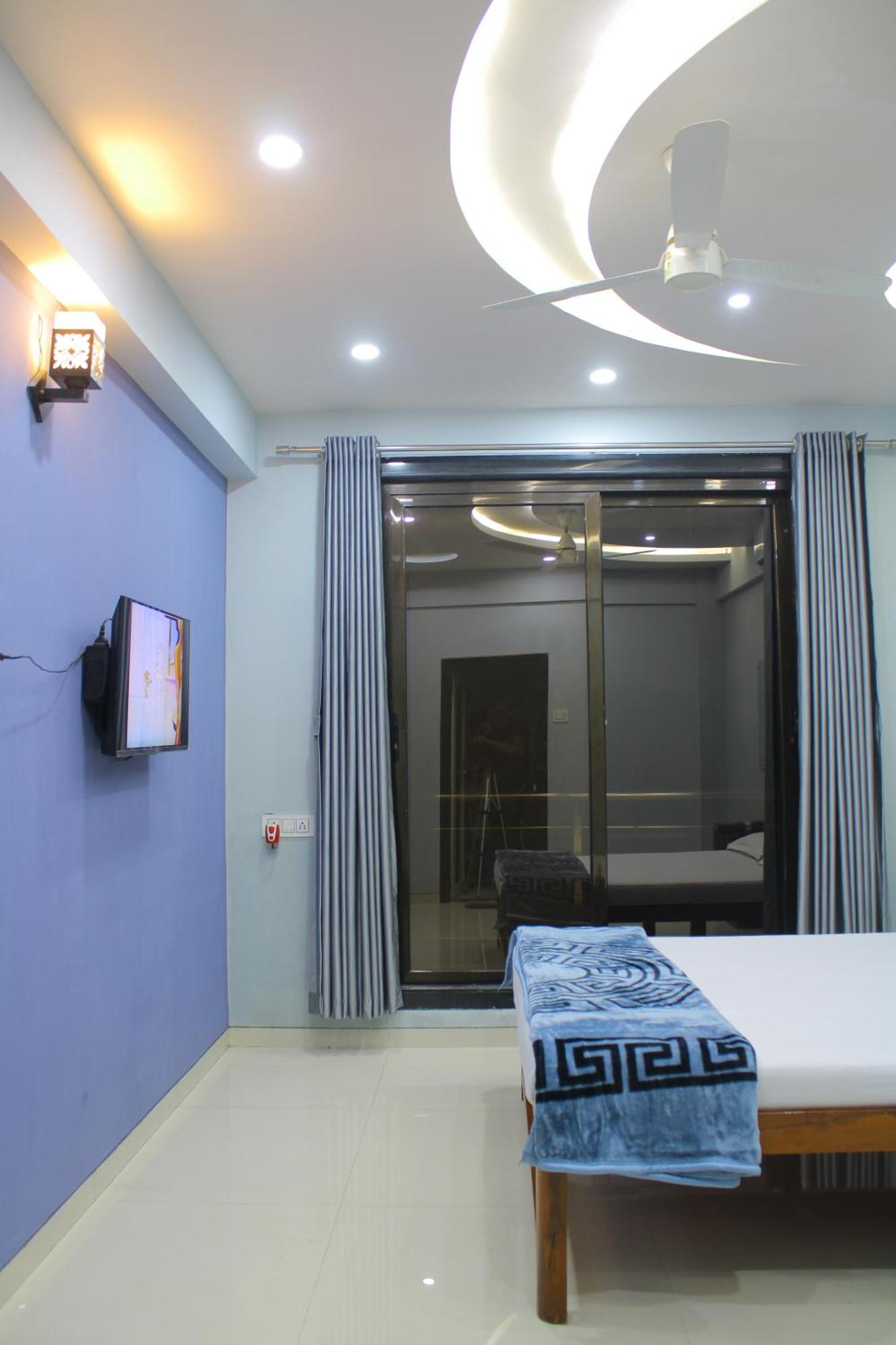 Sukhakarta Holiday Home 阿里巴格 外观 照片