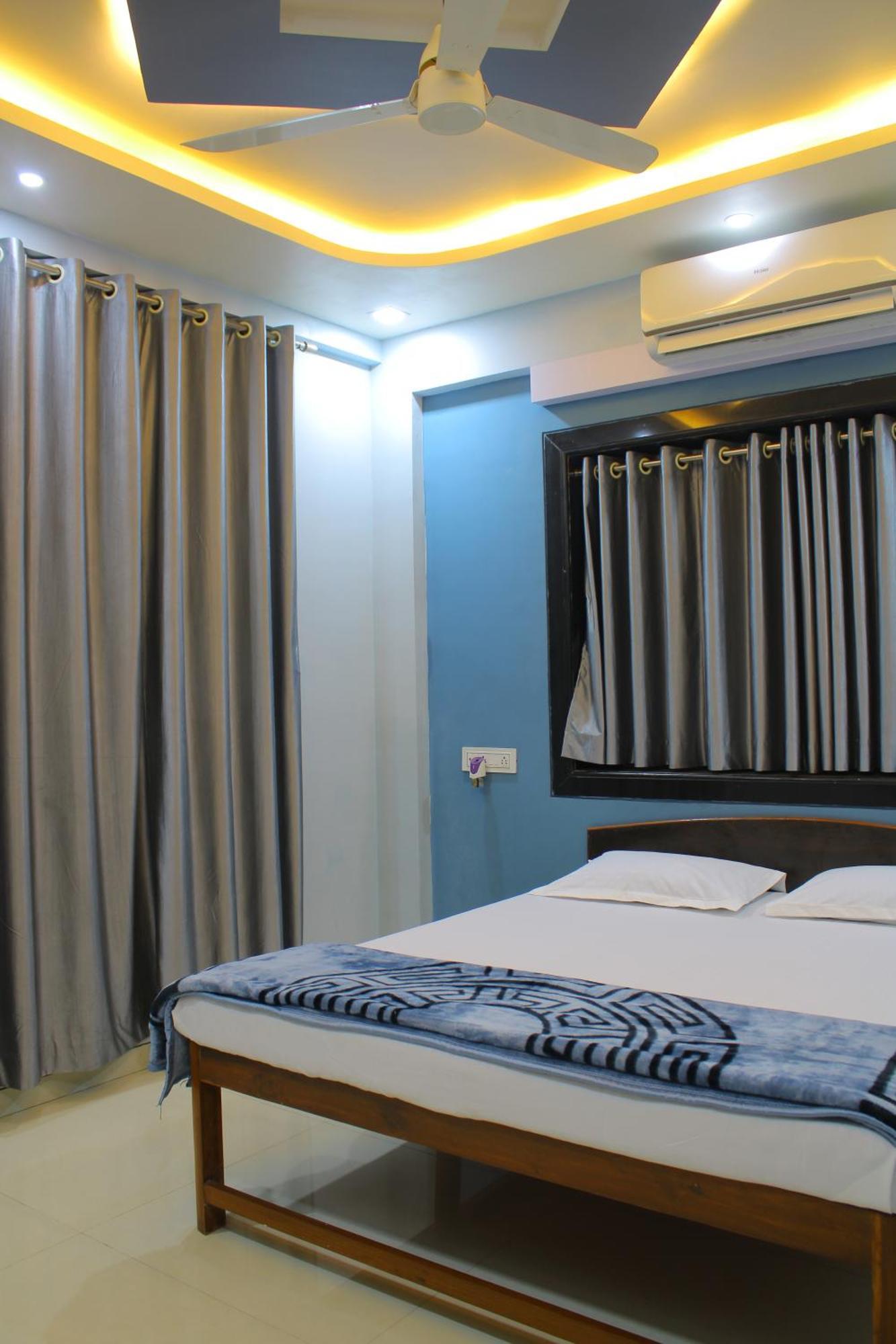 Sukhakarta Holiday Home 阿里巴格 外观 照片
