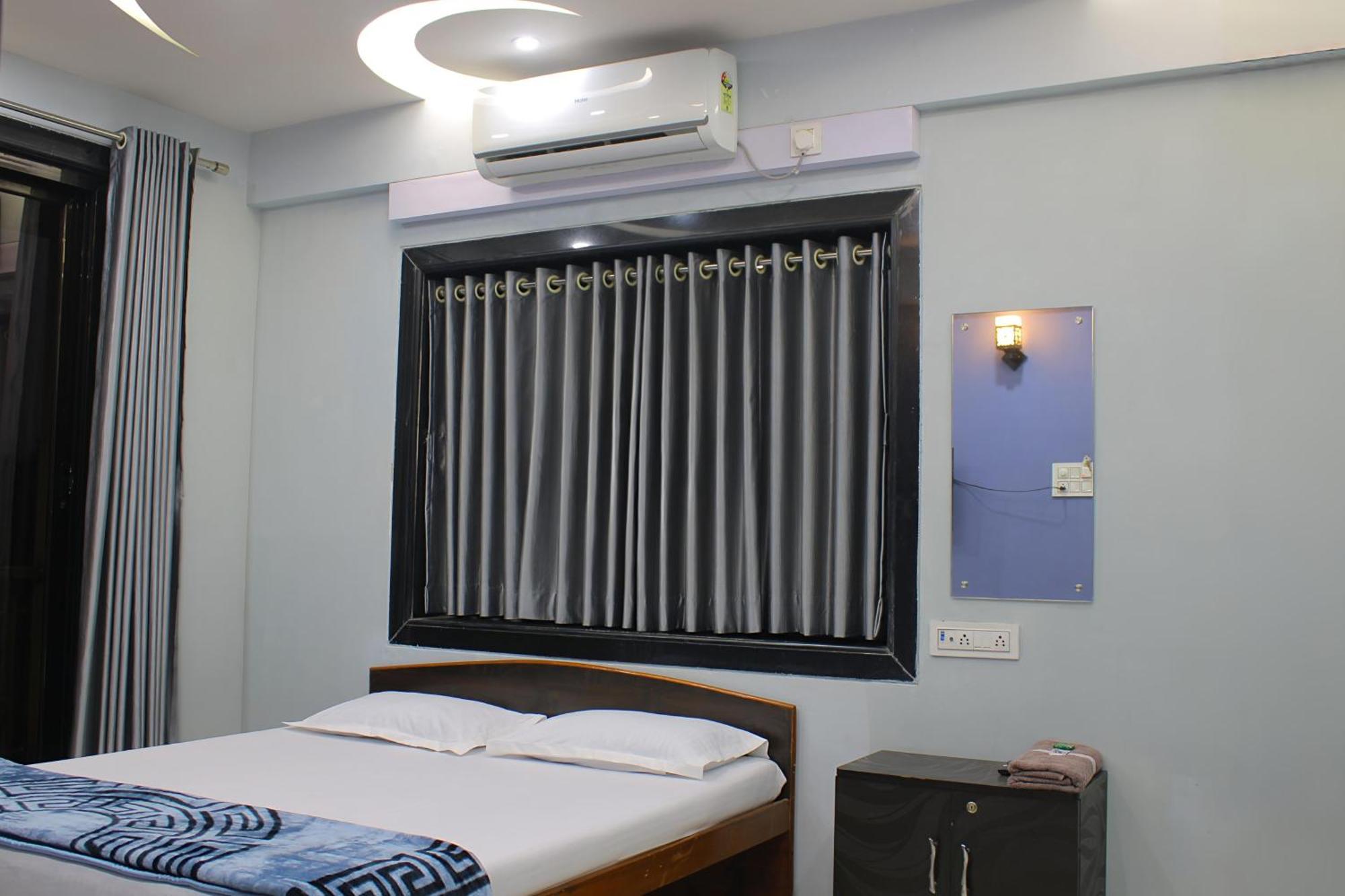 Sukhakarta Holiday Home 阿里巴格 外观 照片