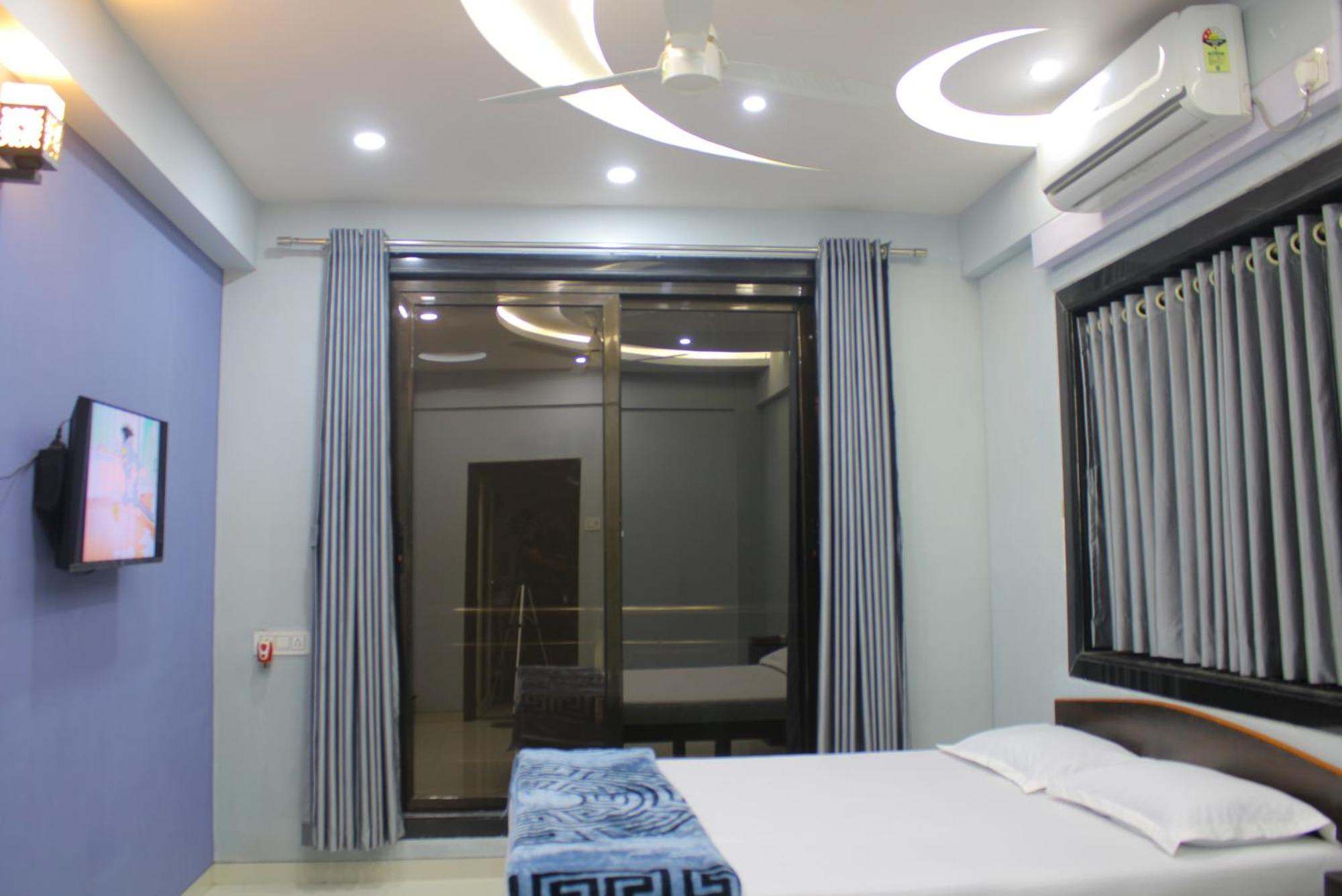 Sukhakarta Holiday Home 阿里巴格 外观 照片